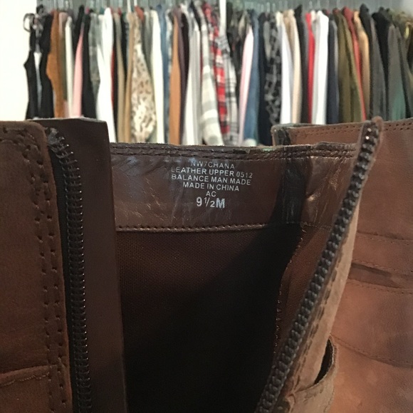 Brown Heeled Boots - Picture 4 of 5